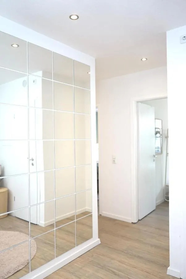 Comfortable 3 Room Apartment I 81 M2 I Central L Self-Check-In I Wifi & Netflix Hannover
