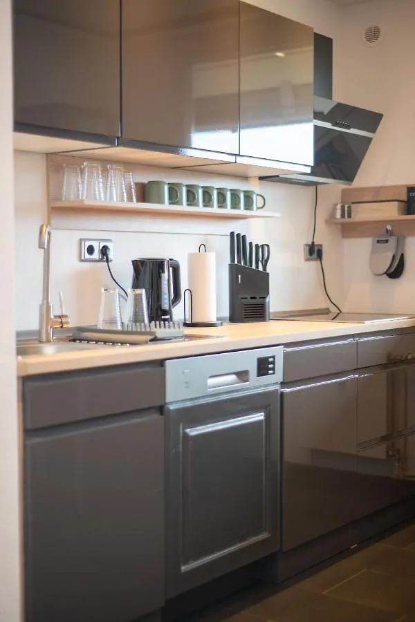 Comfortable 3 Room Apartment I 81 M2 I Central L Self-Check-In I Wifi & Netflix هانوفر 0*,